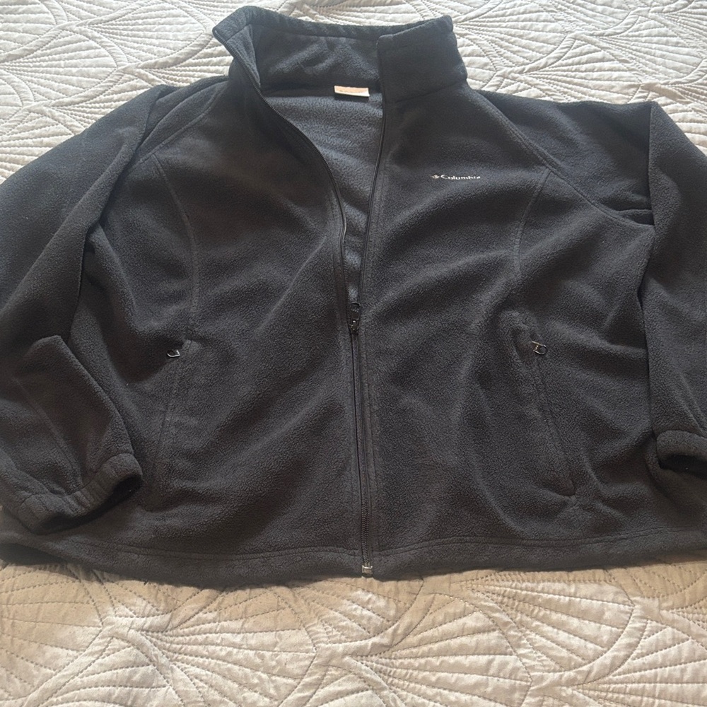 Columbia Black Full-Zip Fleece Jacket - Women's